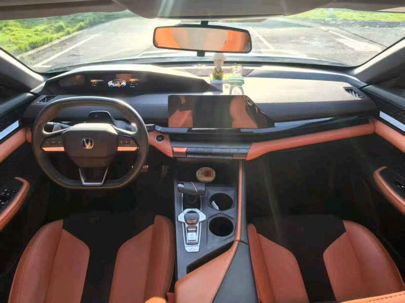 广州23年长安汽车UNI8