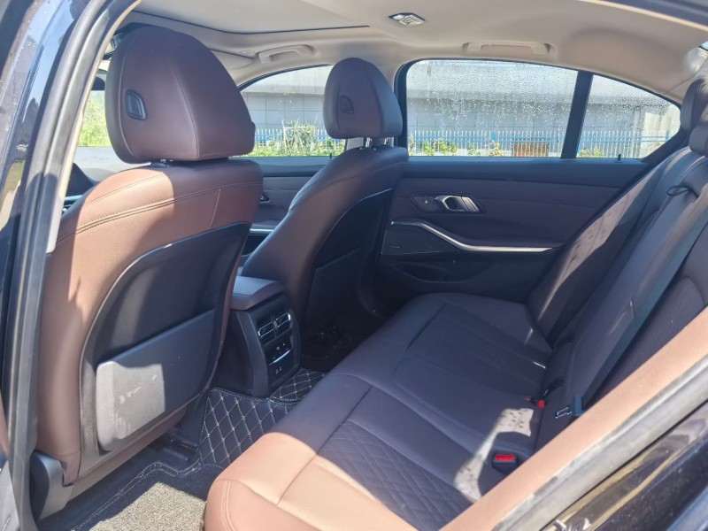 襄阳22年宝马3系7