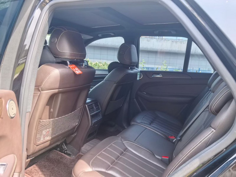 襄阳17年奔驰GLE7