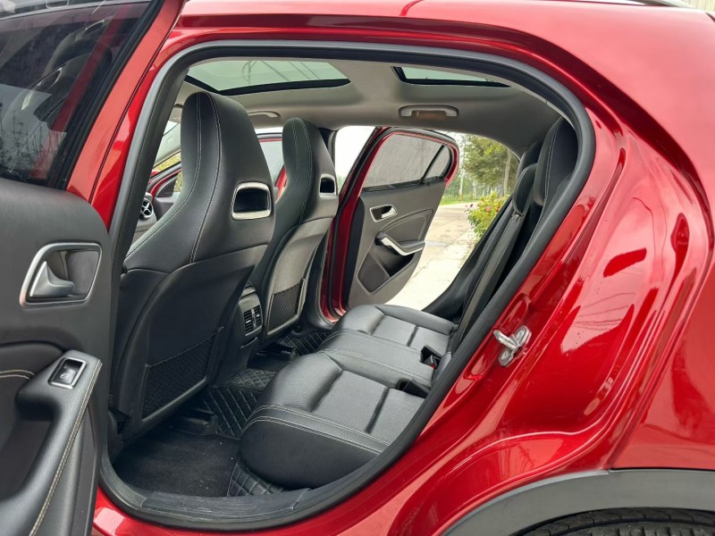 徐州18年奔驰GLA6