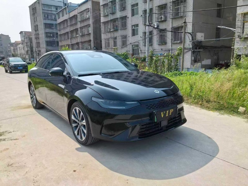 襄阳24年零跑汽车C013