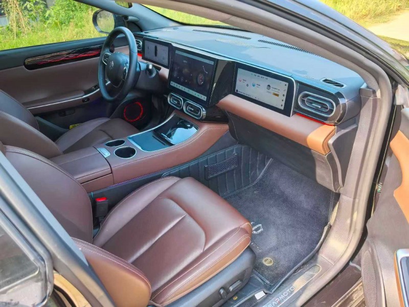 襄阳24年零跑汽车C016