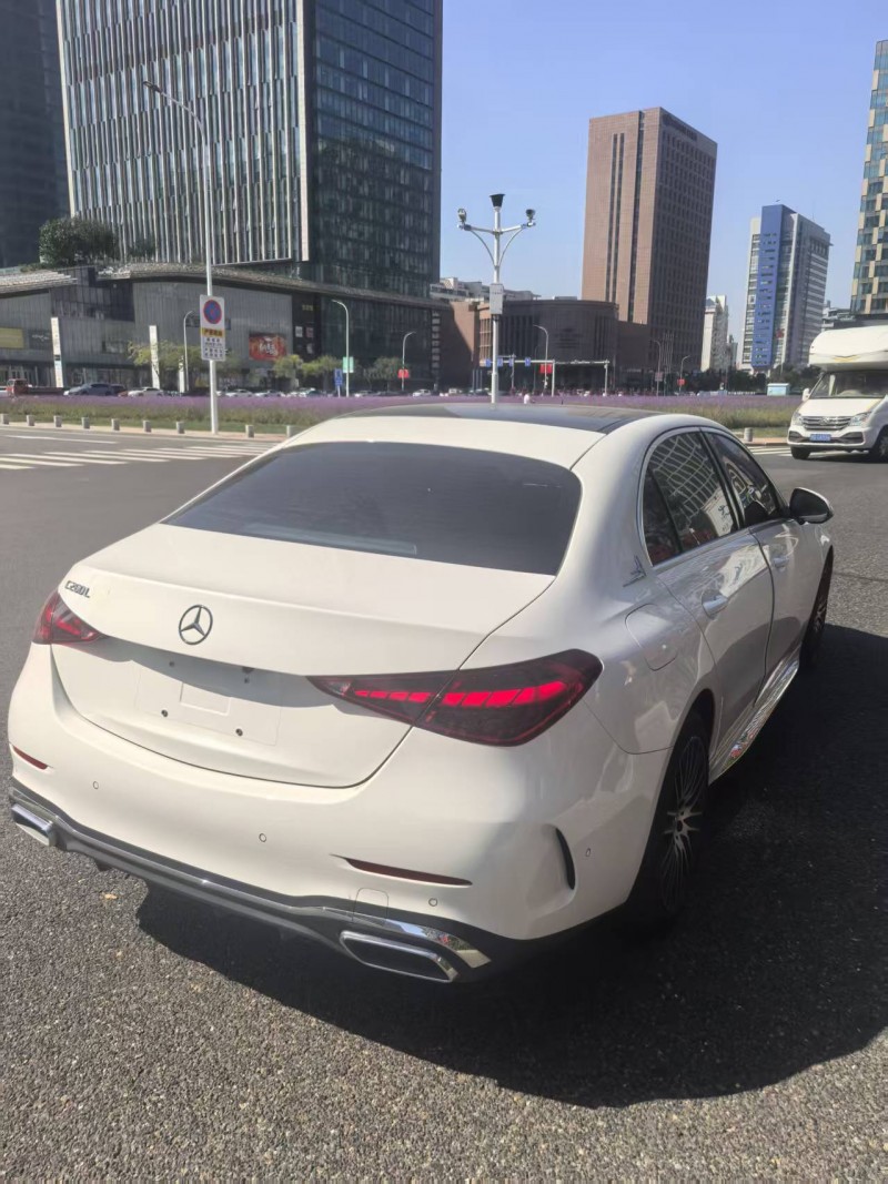天津23年奔驰C3