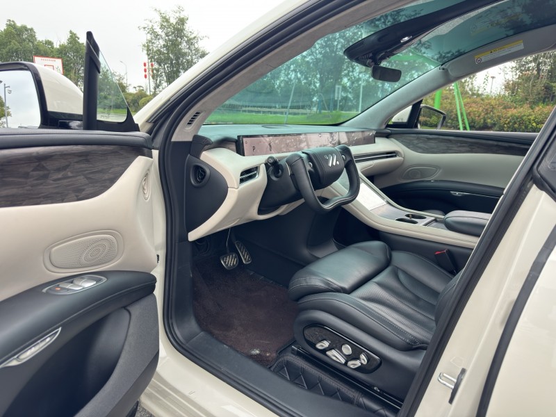 盐城25年智己LS76