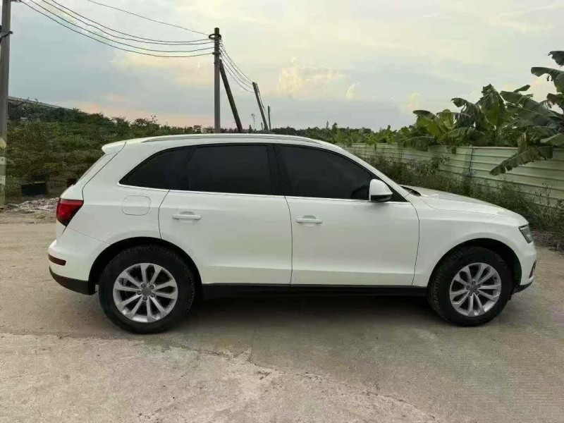 佛山13年奥迪Q59