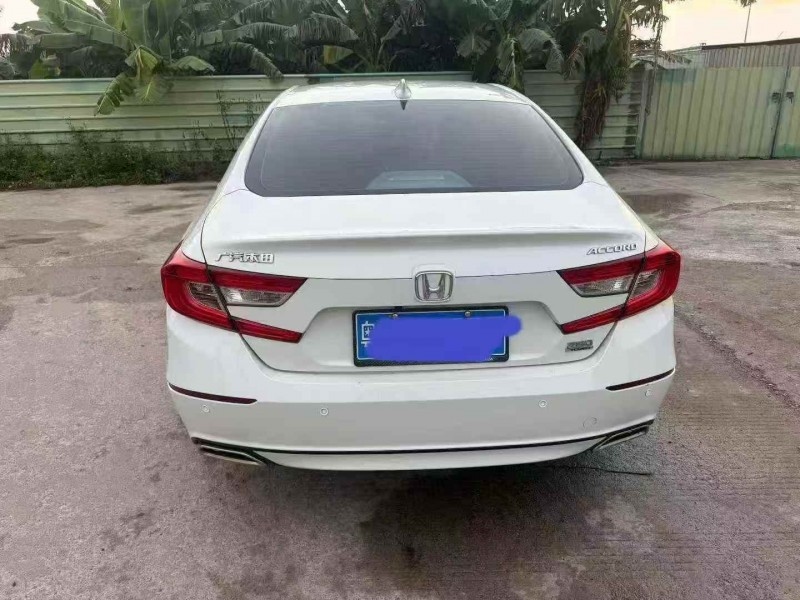 佛山19年本田雅阁7