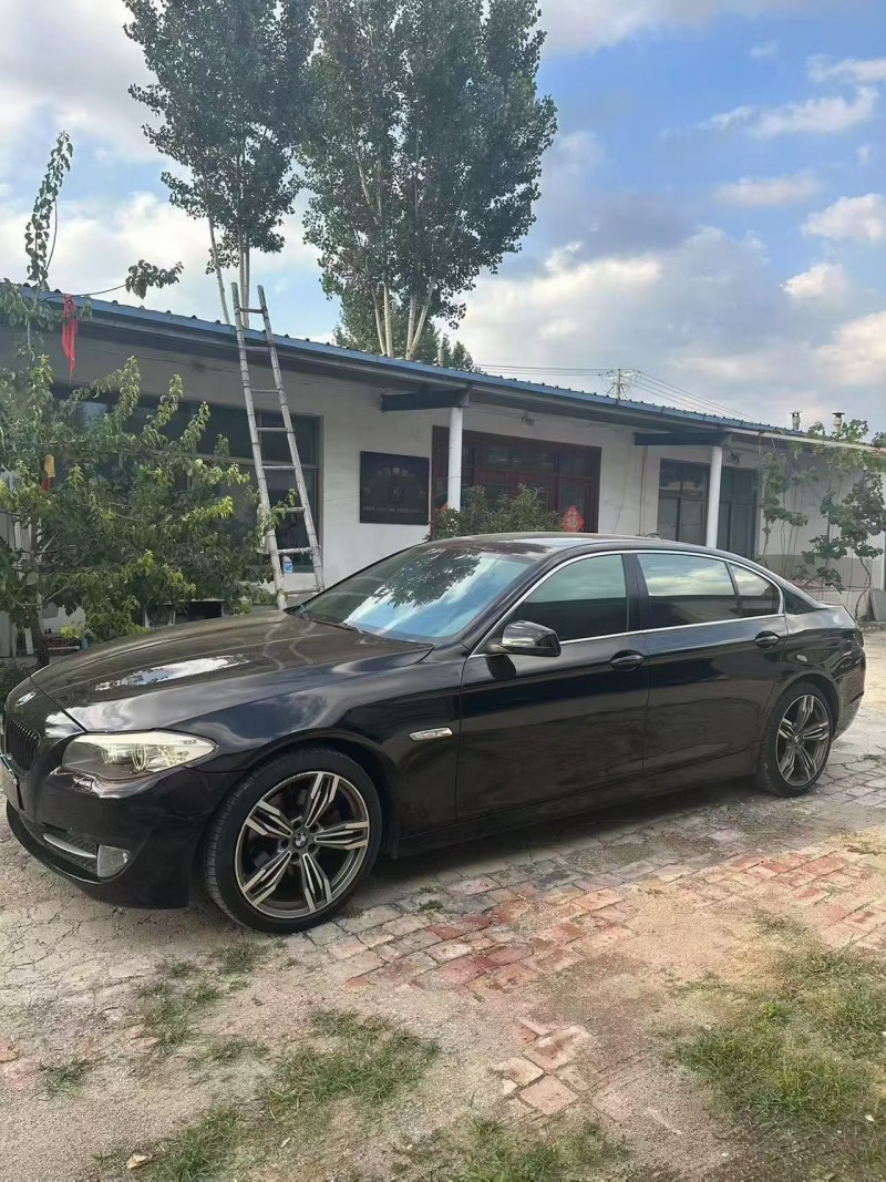 青岛13年宝马5系6