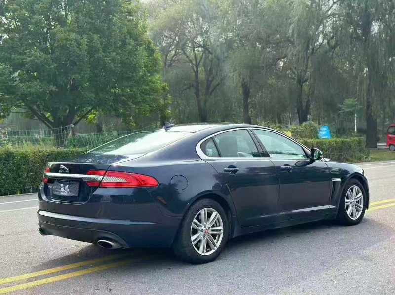 泰安14年捷豹XF7