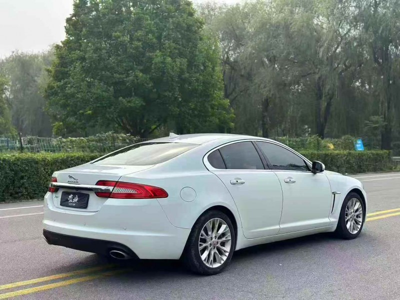 济宁14年捷豹XF7