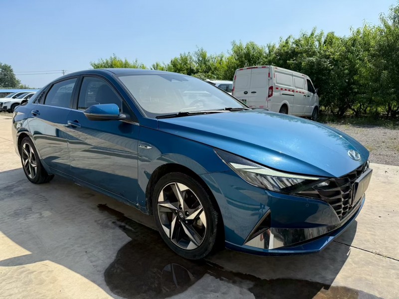 东营21年现代伊兰特3