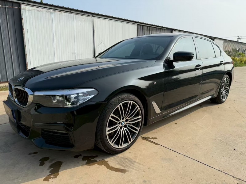 潍坊19年宝马5系3