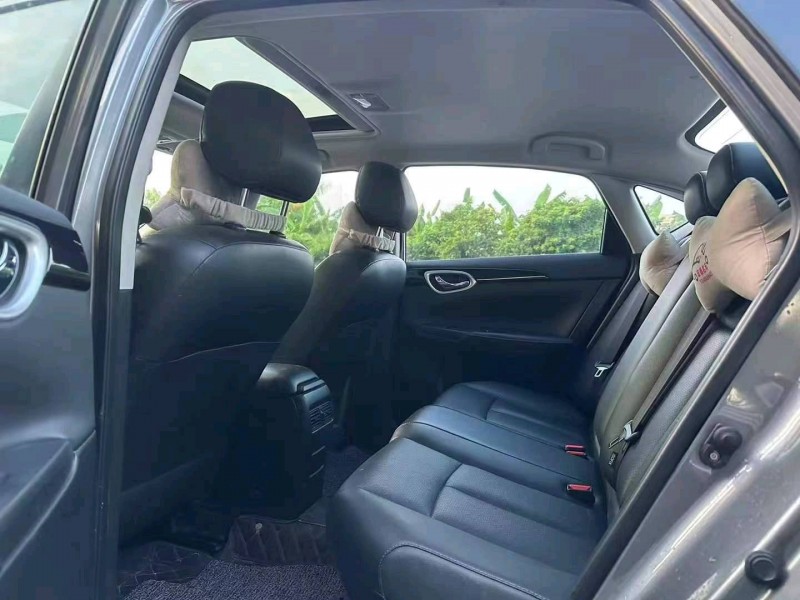 广州20年日产轩逸7