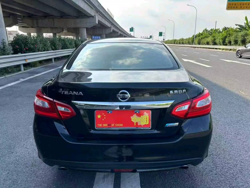 广州18年日产天籁5