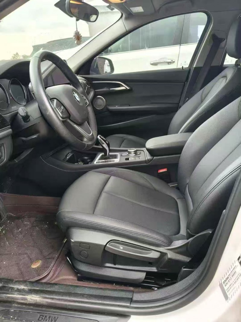 佛山23年宝马1系5