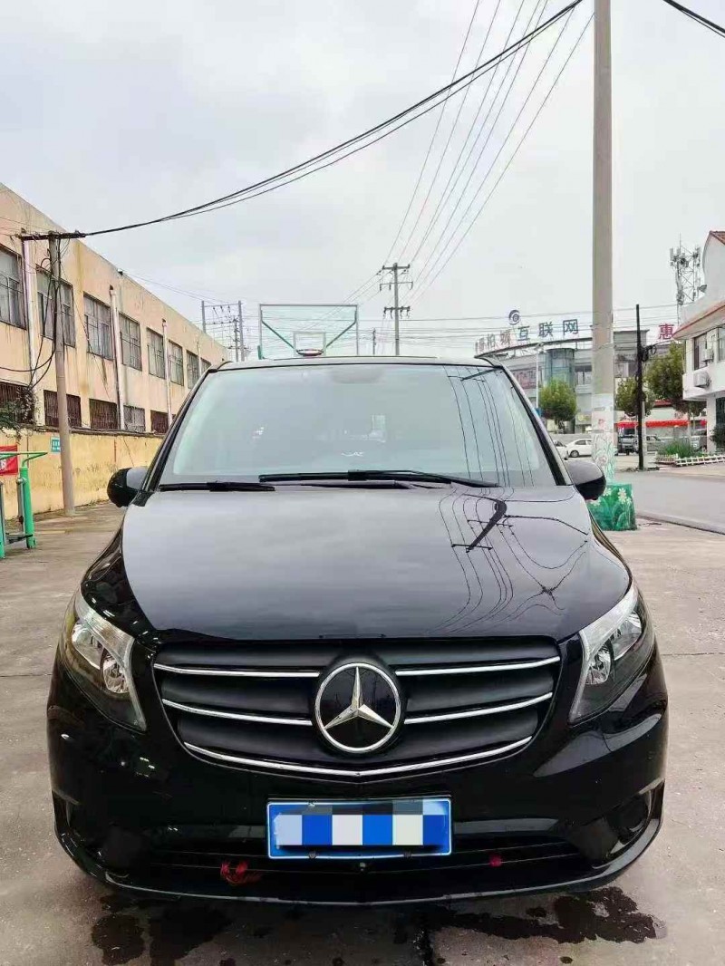 莱芜23年奔驰威霆1