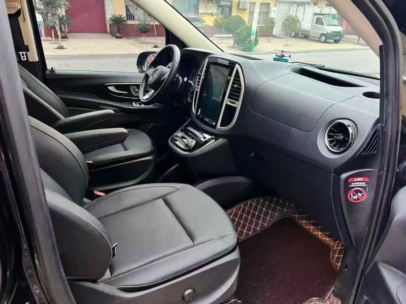 莱芜23年奔驰威霆6