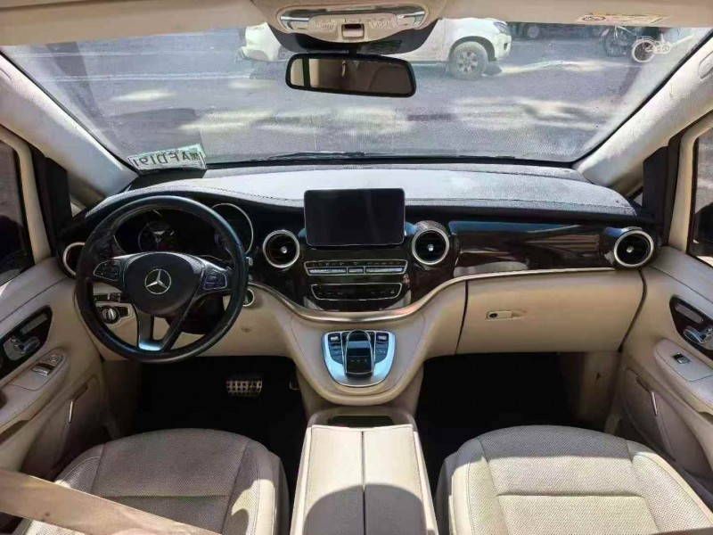 双鸭山19年奔驰V4