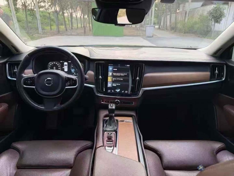 郑州20年沃尔沃S904