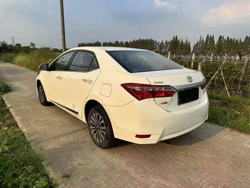 宁波17年丰田卡罗拉7