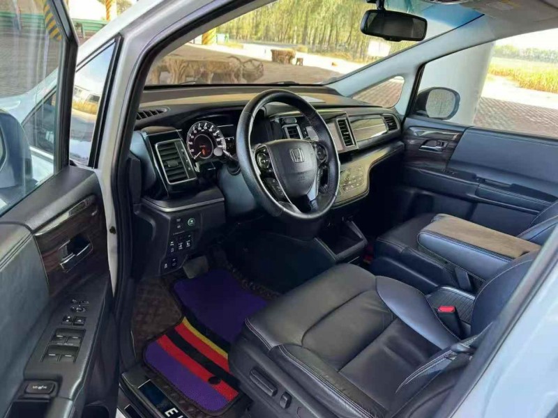 舟山18年本田艾力绅9