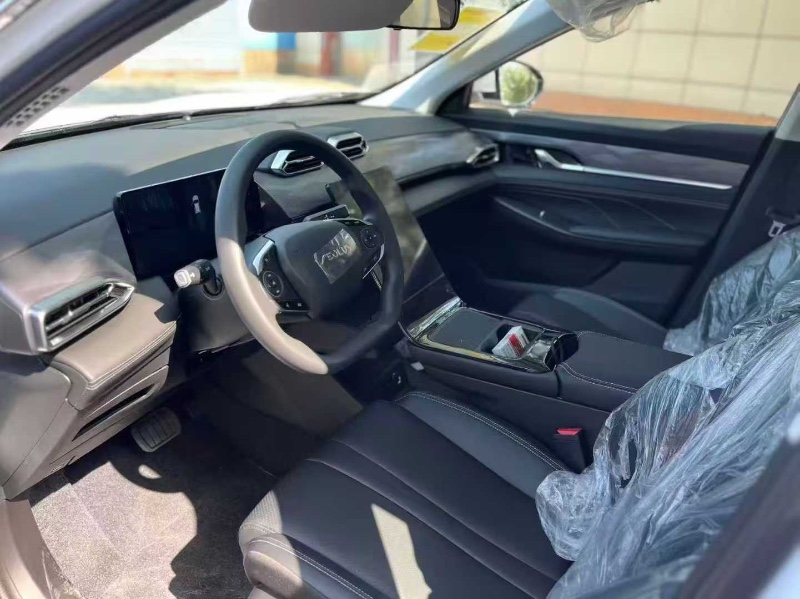 天津25年东风风神6