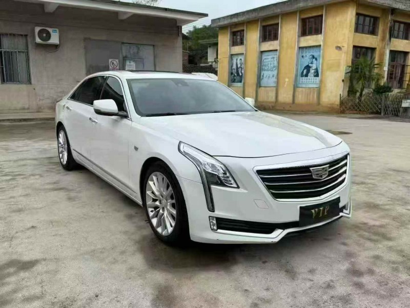 江门17年凯迪拉克CT63