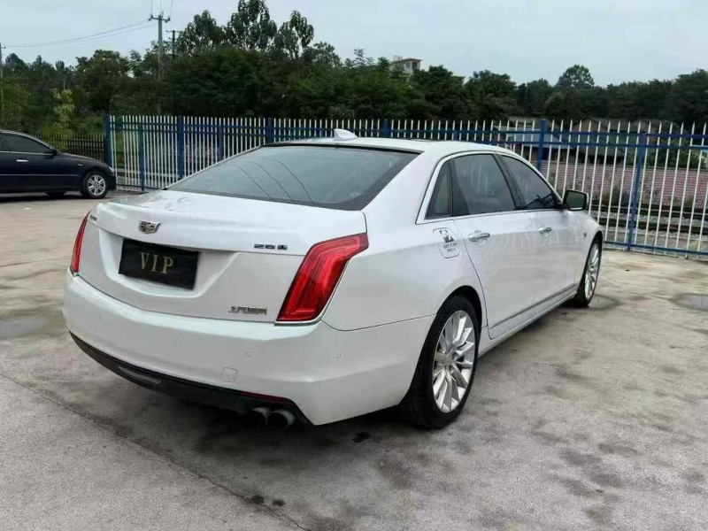 江门17年凯迪拉克CT67