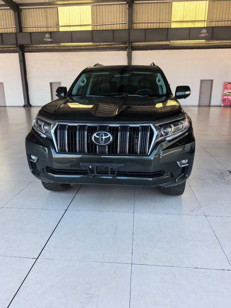 新余18年丰田普拉多1