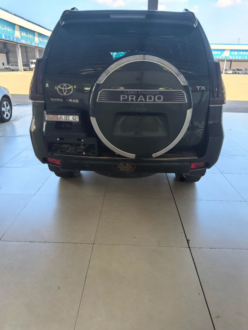 新余18年丰田普拉多9