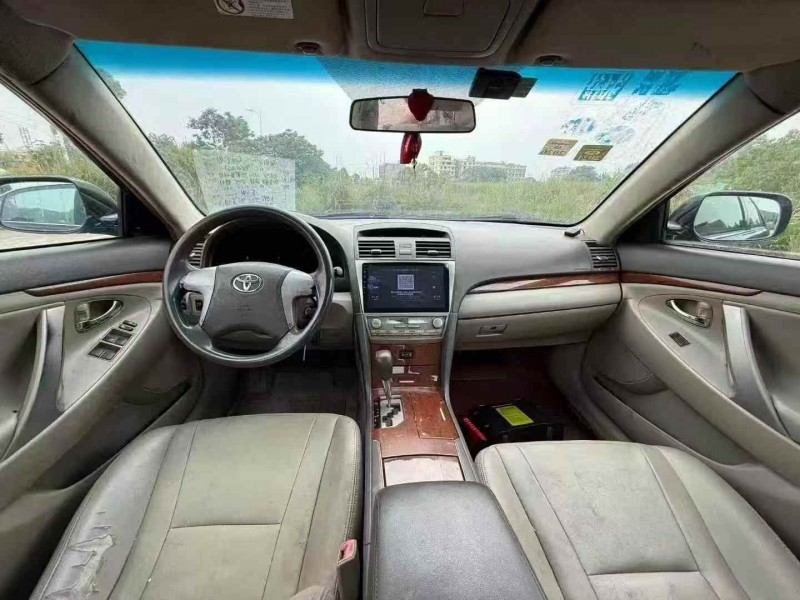 长沙14年丰田凯美瑞5