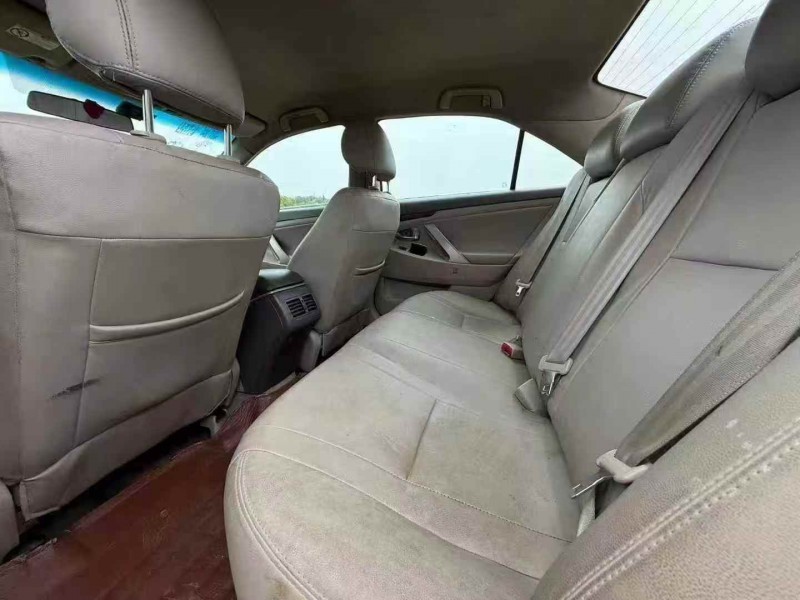 长沙14年丰田凯美瑞7