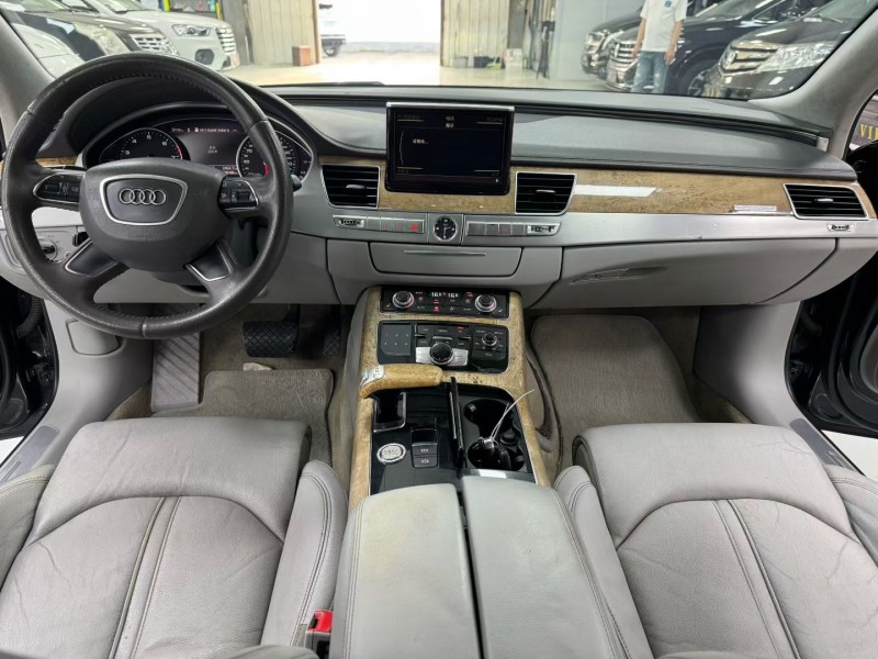 廊坊11年奥迪A8L9