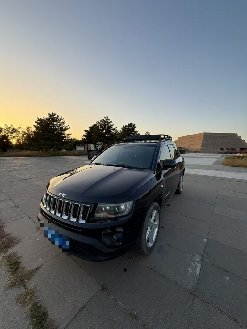 呼和浩特12年Jeep指南者2