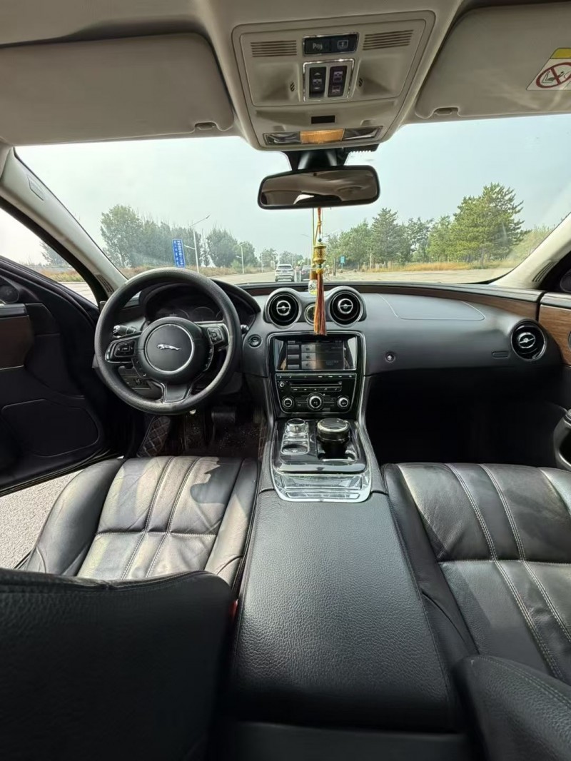 呼和浩特15年捷豹XJL4