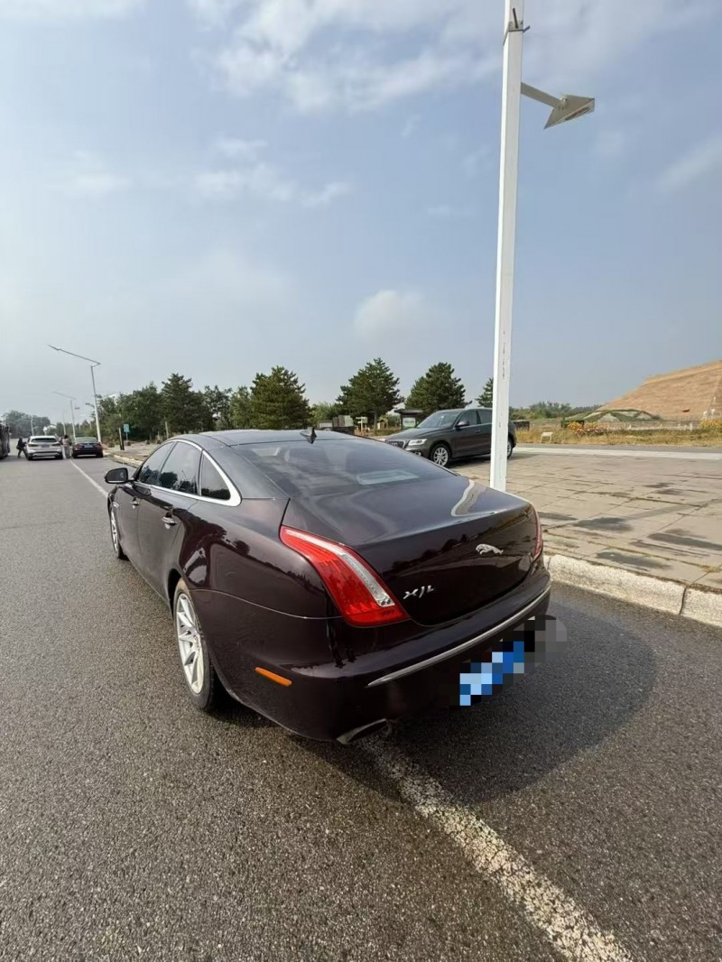 呼和浩特15年捷豹XJL7