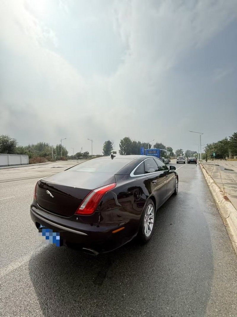 呼和浩特15年捷豹XJL8