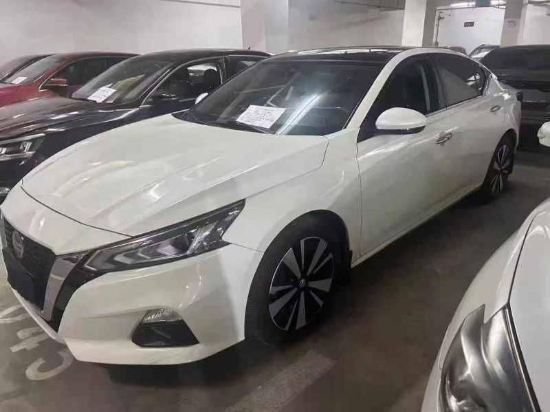 岳阳20年日产天籁2