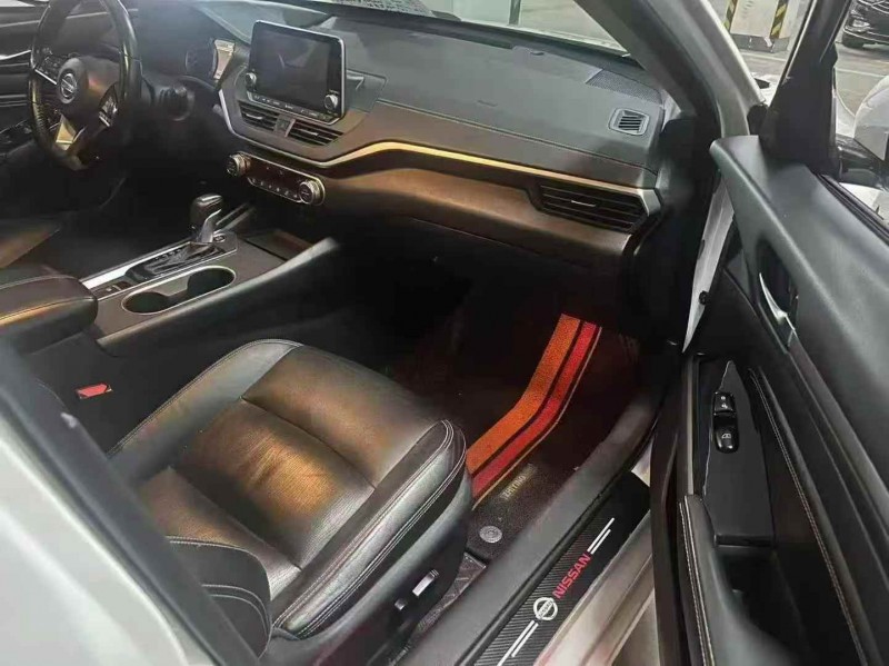 岳阳20年日产天籁8