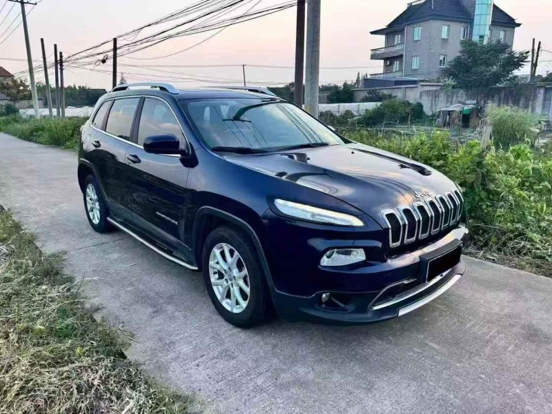 宁波18年Jeep自由光3