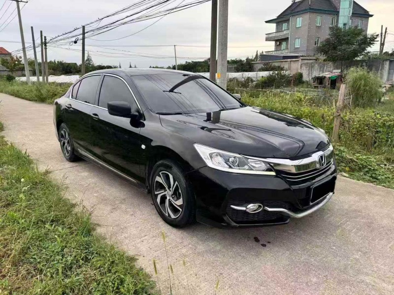 宁波18年本田雅阁2