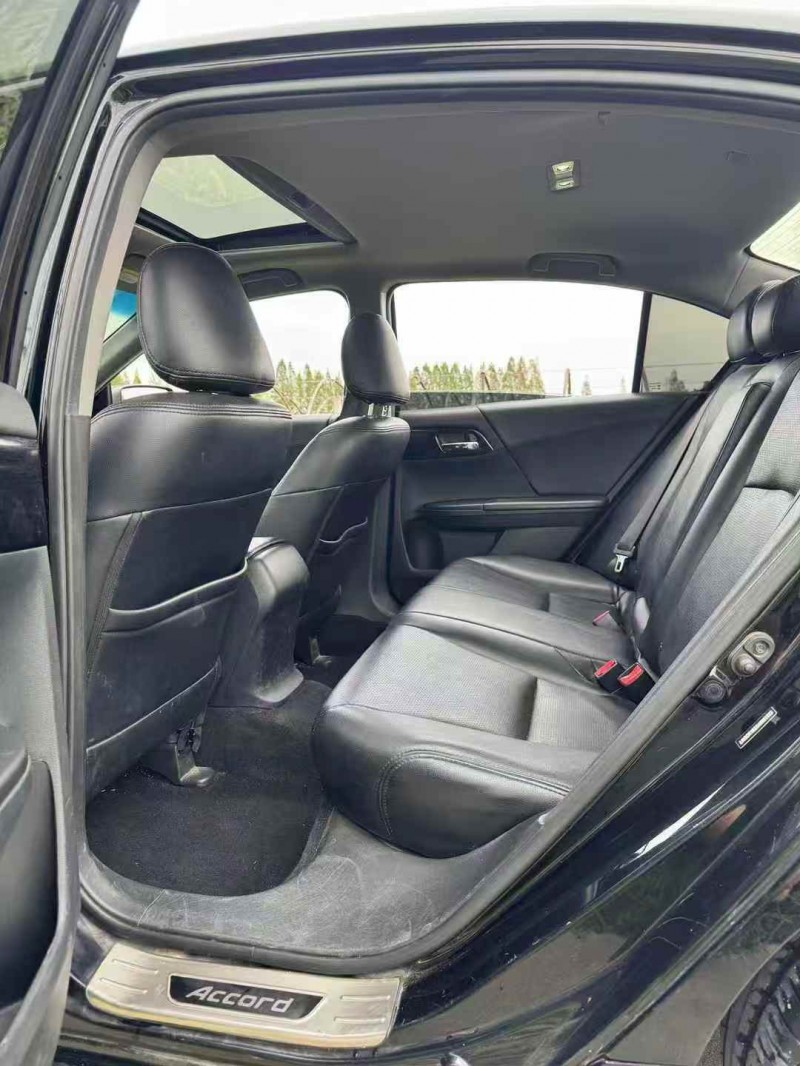 宁波18年本田雅阁6