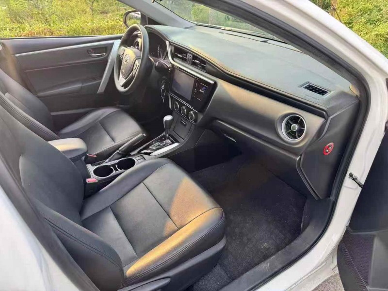 宁波17年丰田卡罗拉4