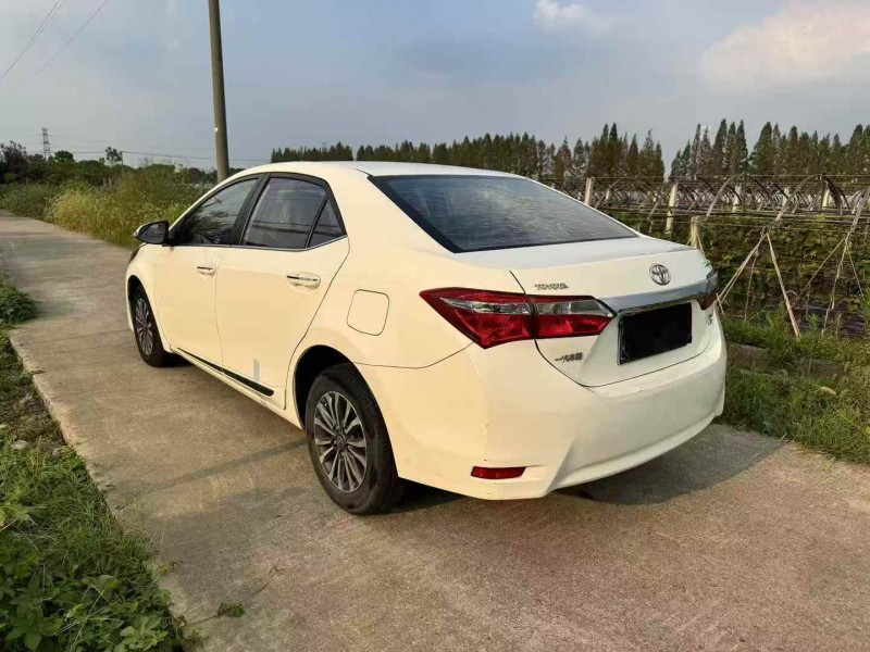 宁波17年丰田卡罗拉8