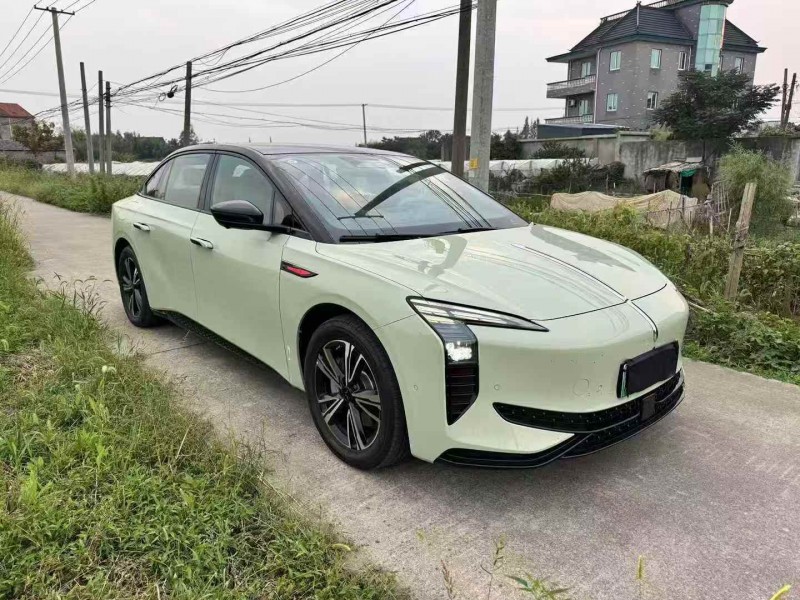 宁波25年红旗EH72