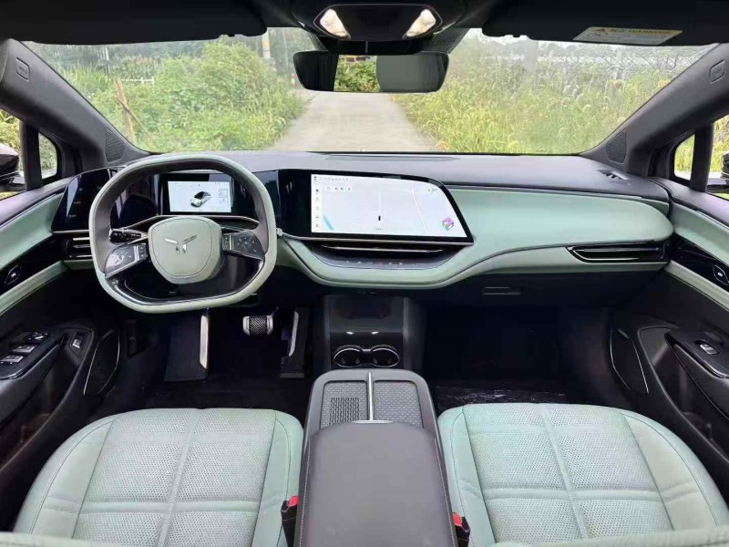 宁波25年红旗EH74