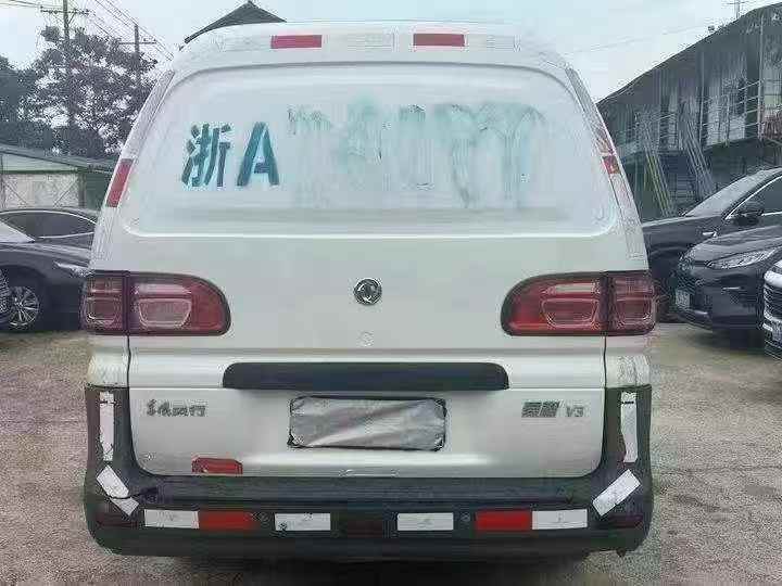 衡阳20年东风菱智9