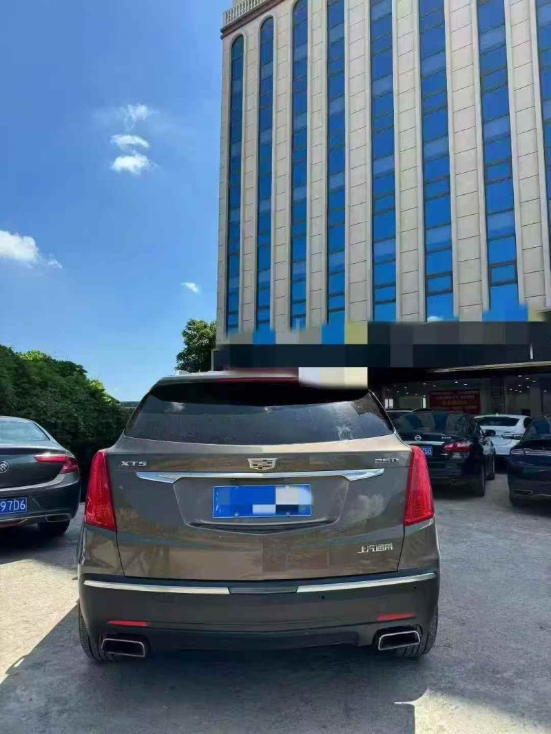 湘潭16年凯迪拉克XT59
