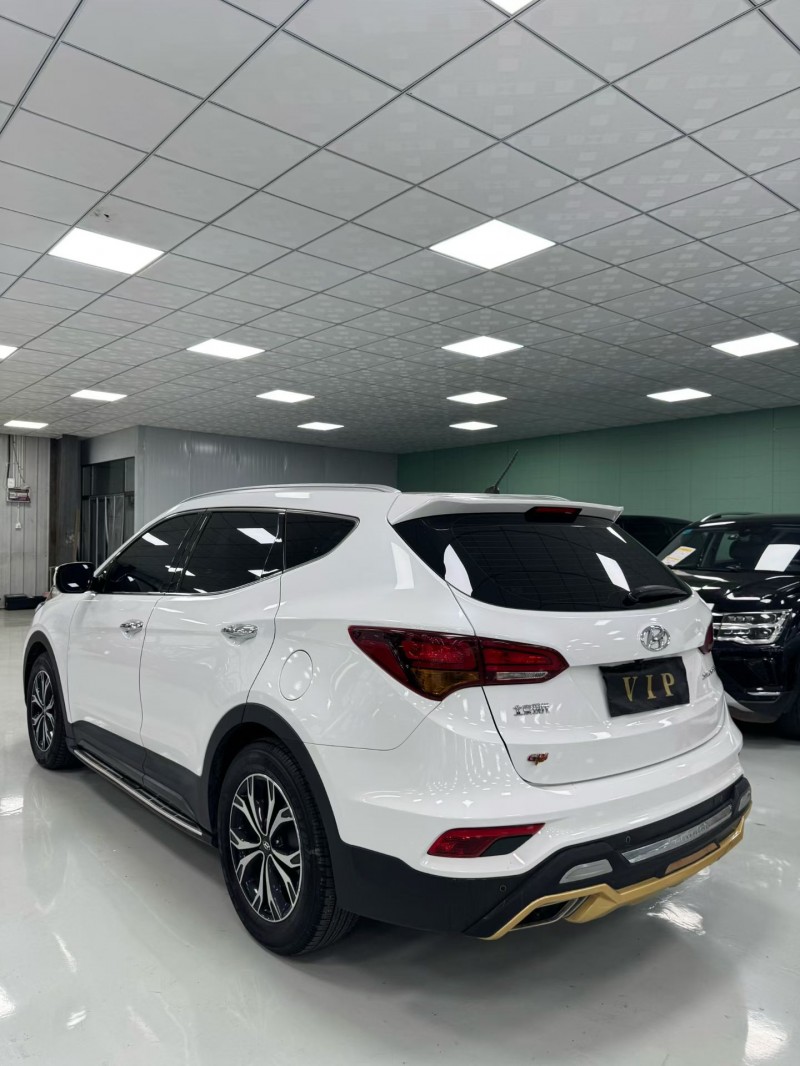 廊坊18年现代全新胜达4