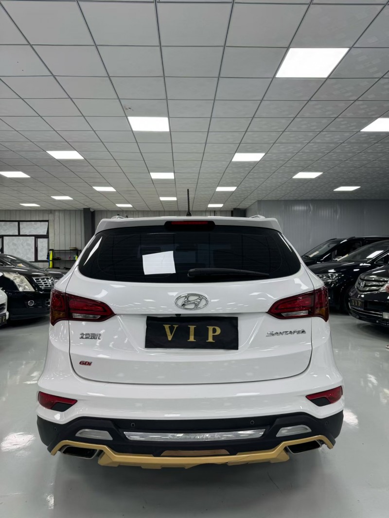 廊坊18年现代全新胜达5