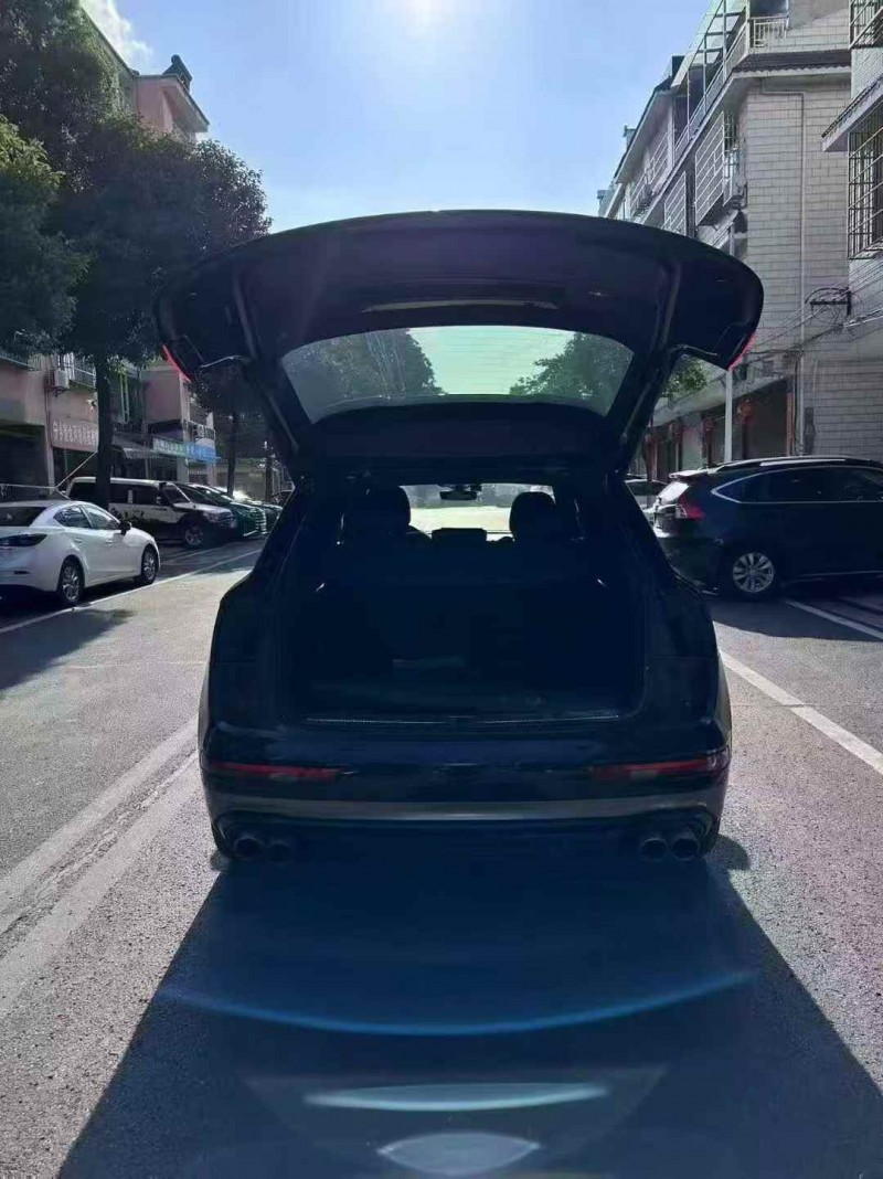 长沙21年奥迪Q58